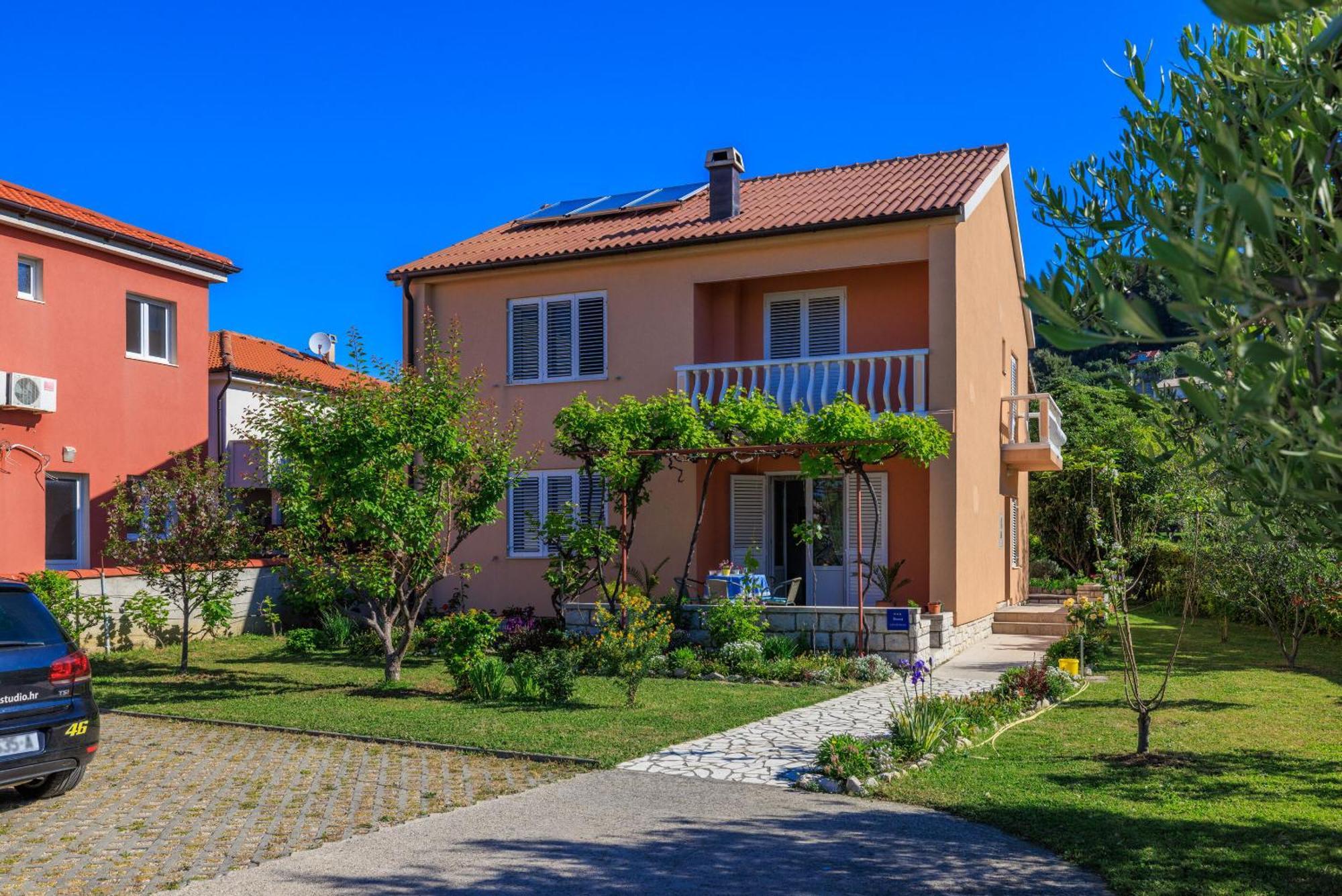 Apartment Zdravka Banjol Exterior photo