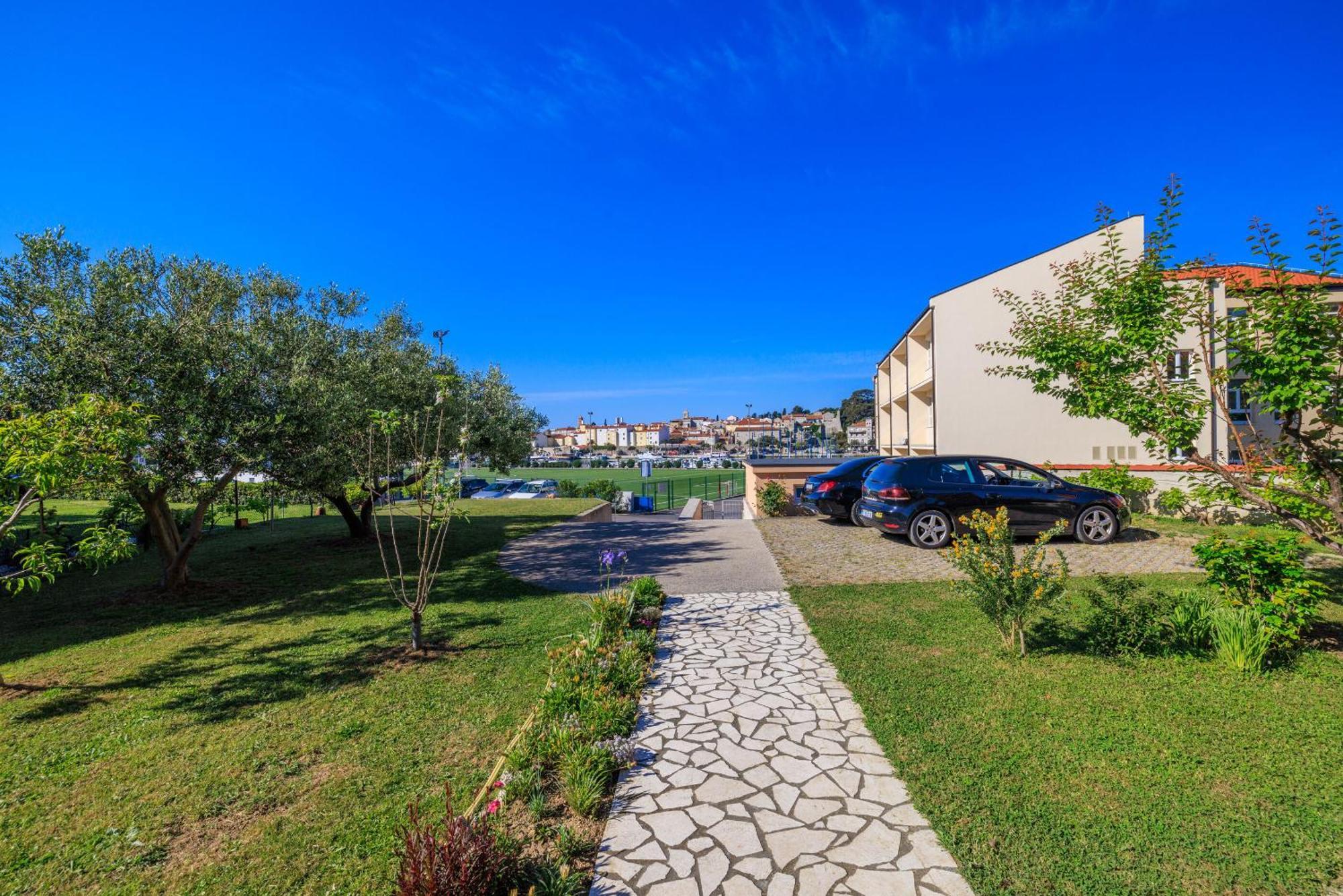 Apartment Zdravka Banjol Exterior photo